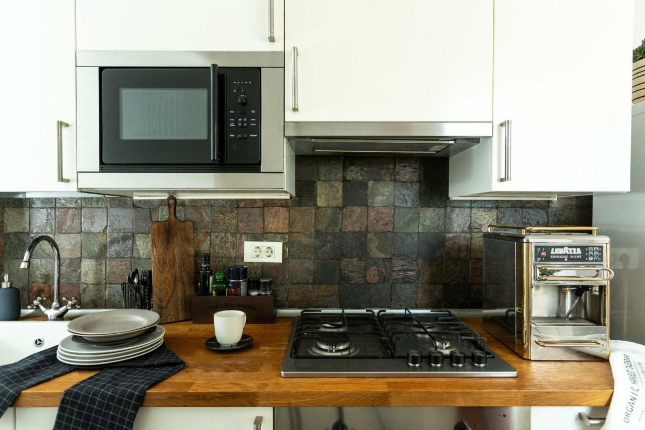 Qult - Up In The Sky Apartment Букурещ Екстериор снимка