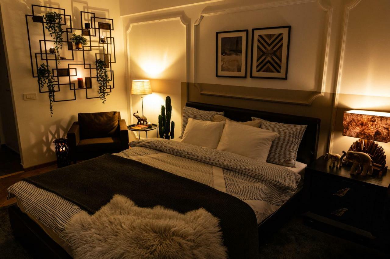 Qult - Up In The Sky Apartment Букурещ Екстериор снимка