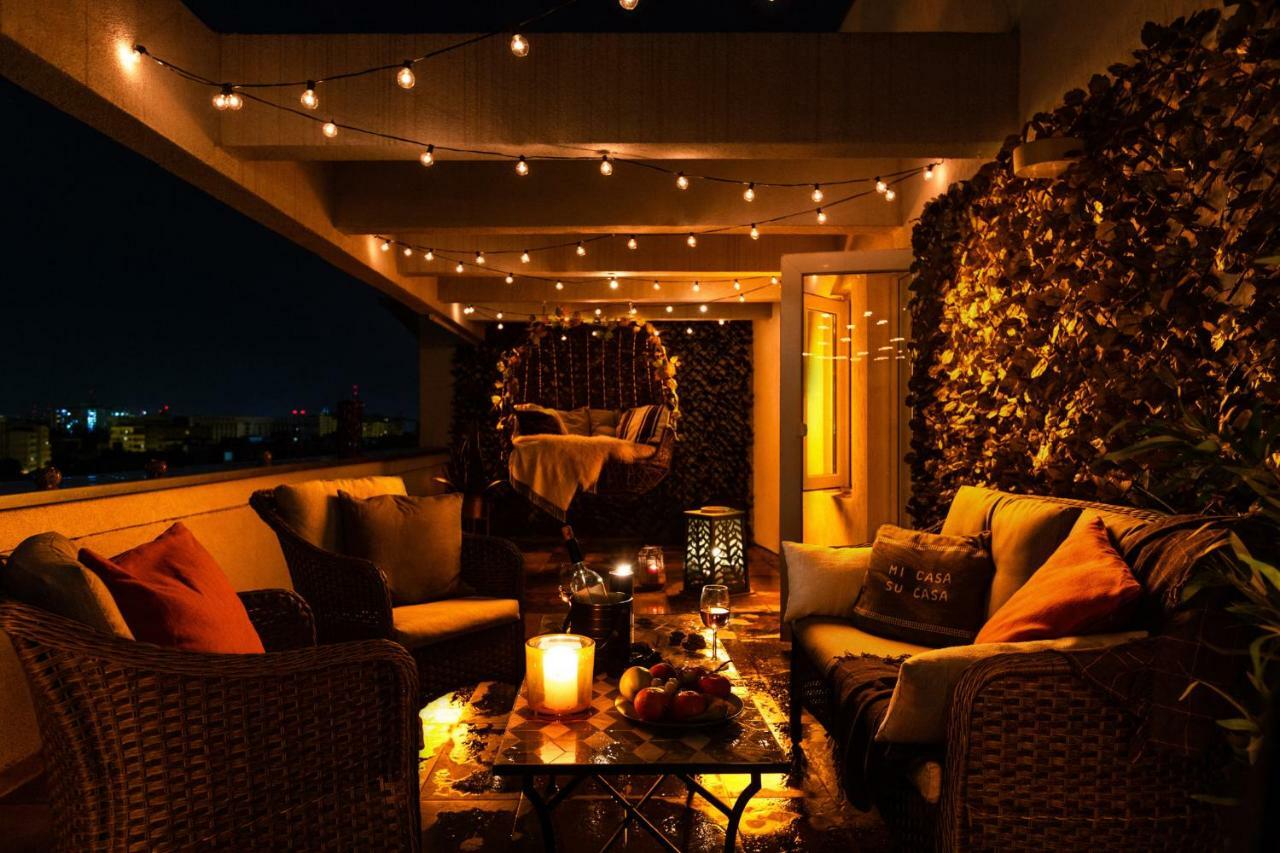 Qult - Up In The Sky Apartment Букурещ Екстериор снимка